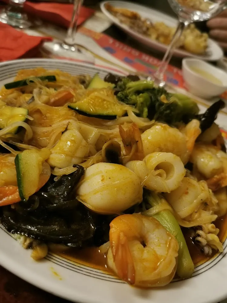 Assiette Composé Par Sois Même Sauce Aigre Douce